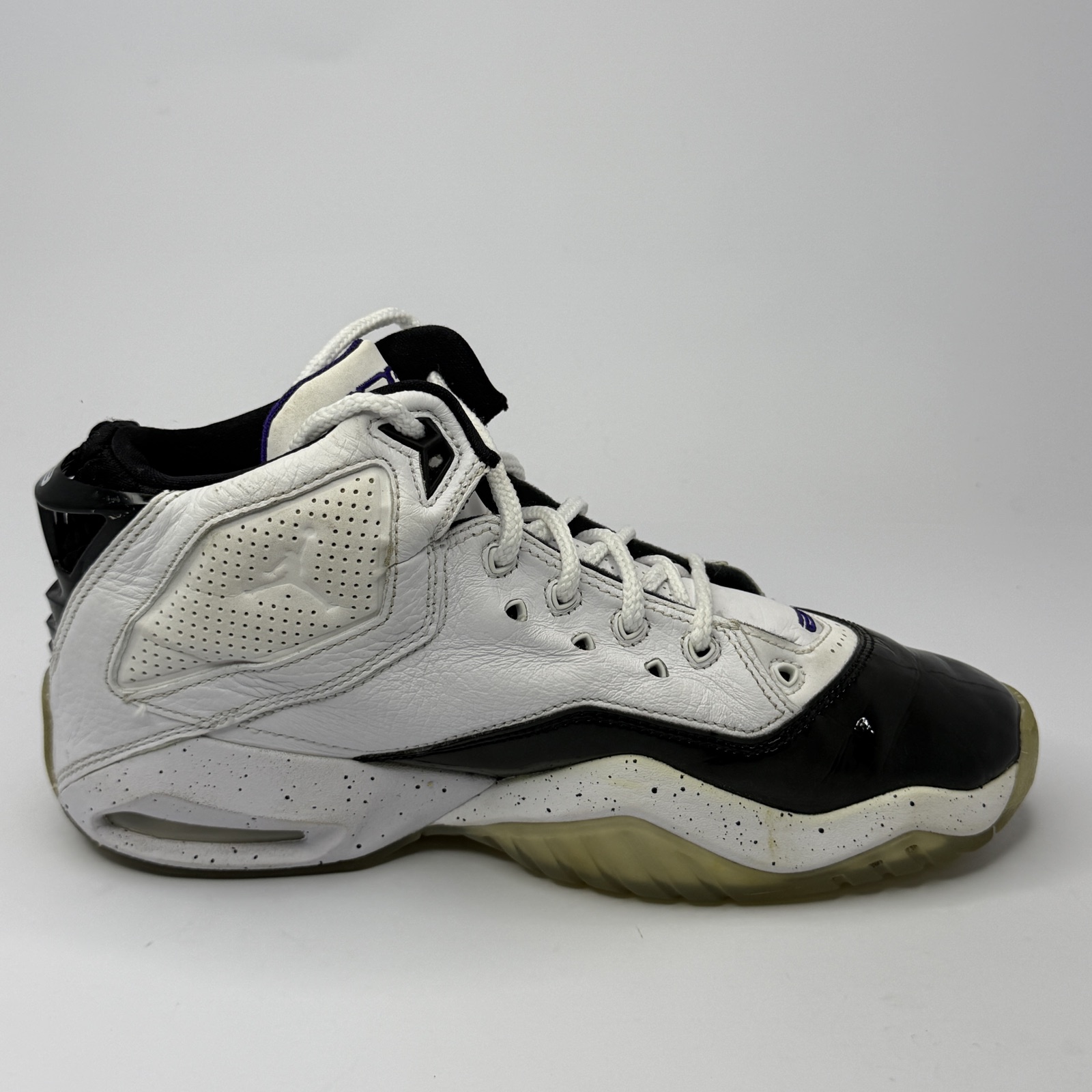 Air Jordan B'Loyal.