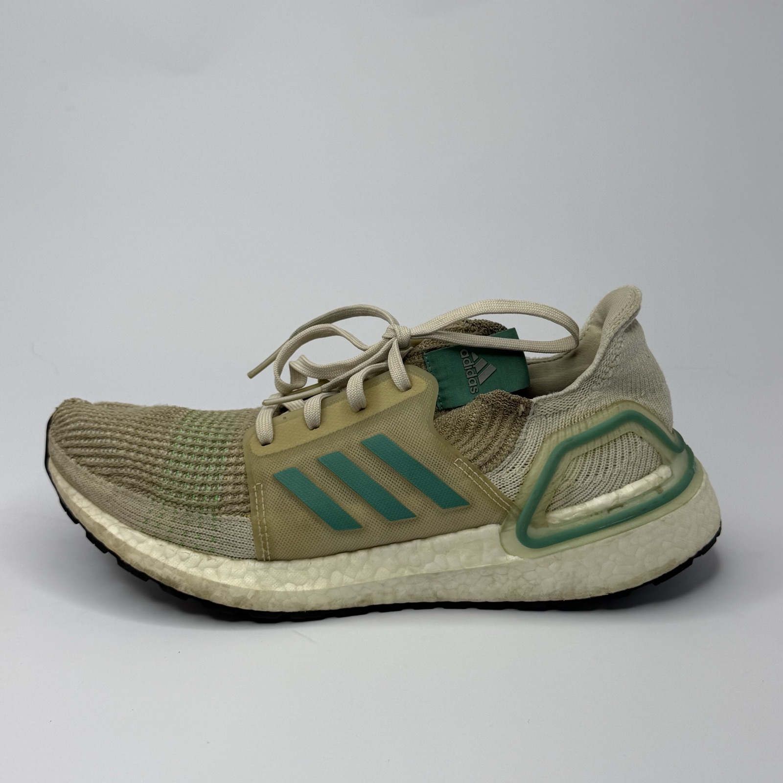 ULTRA BOOST 19