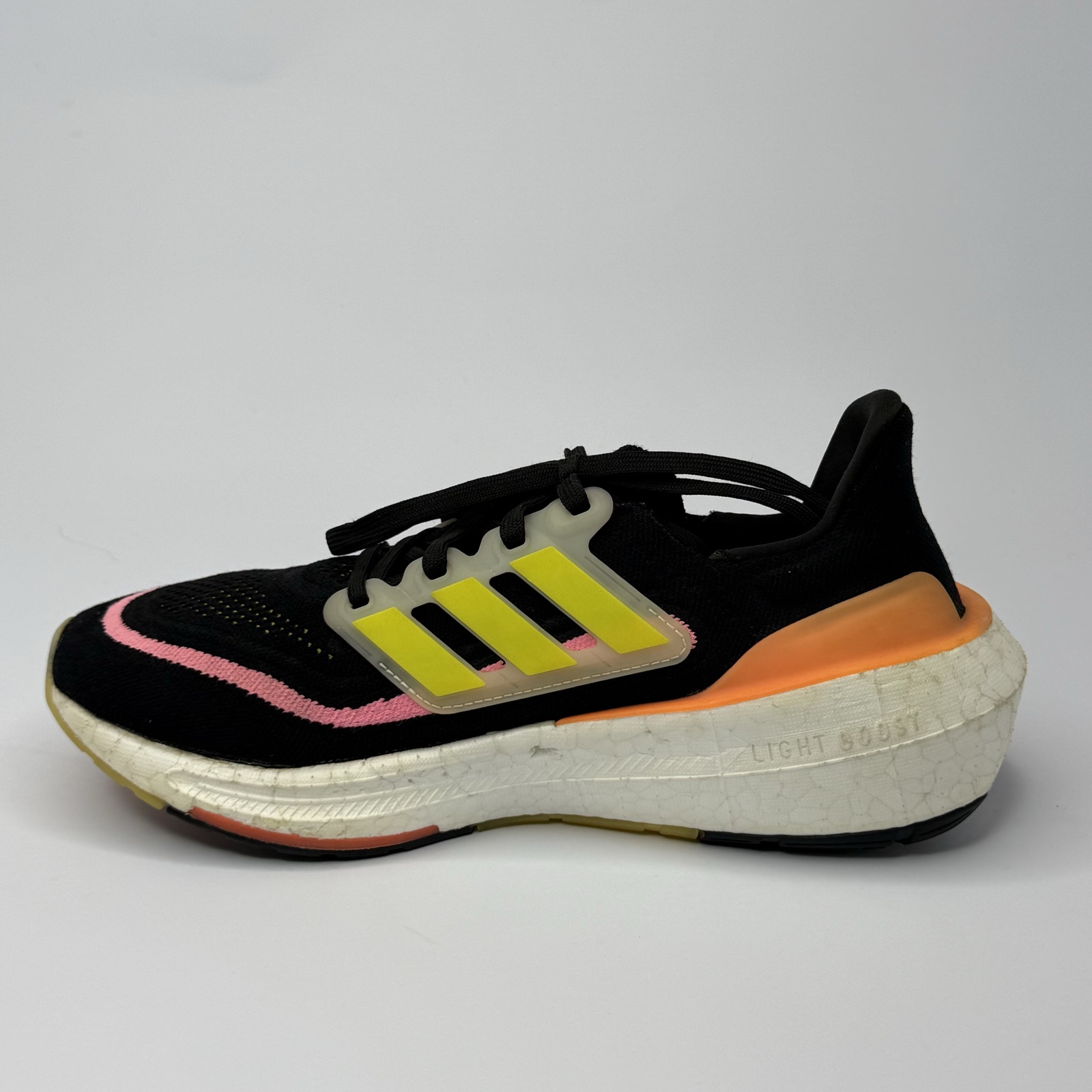 ULTRA BOOST LIGHT