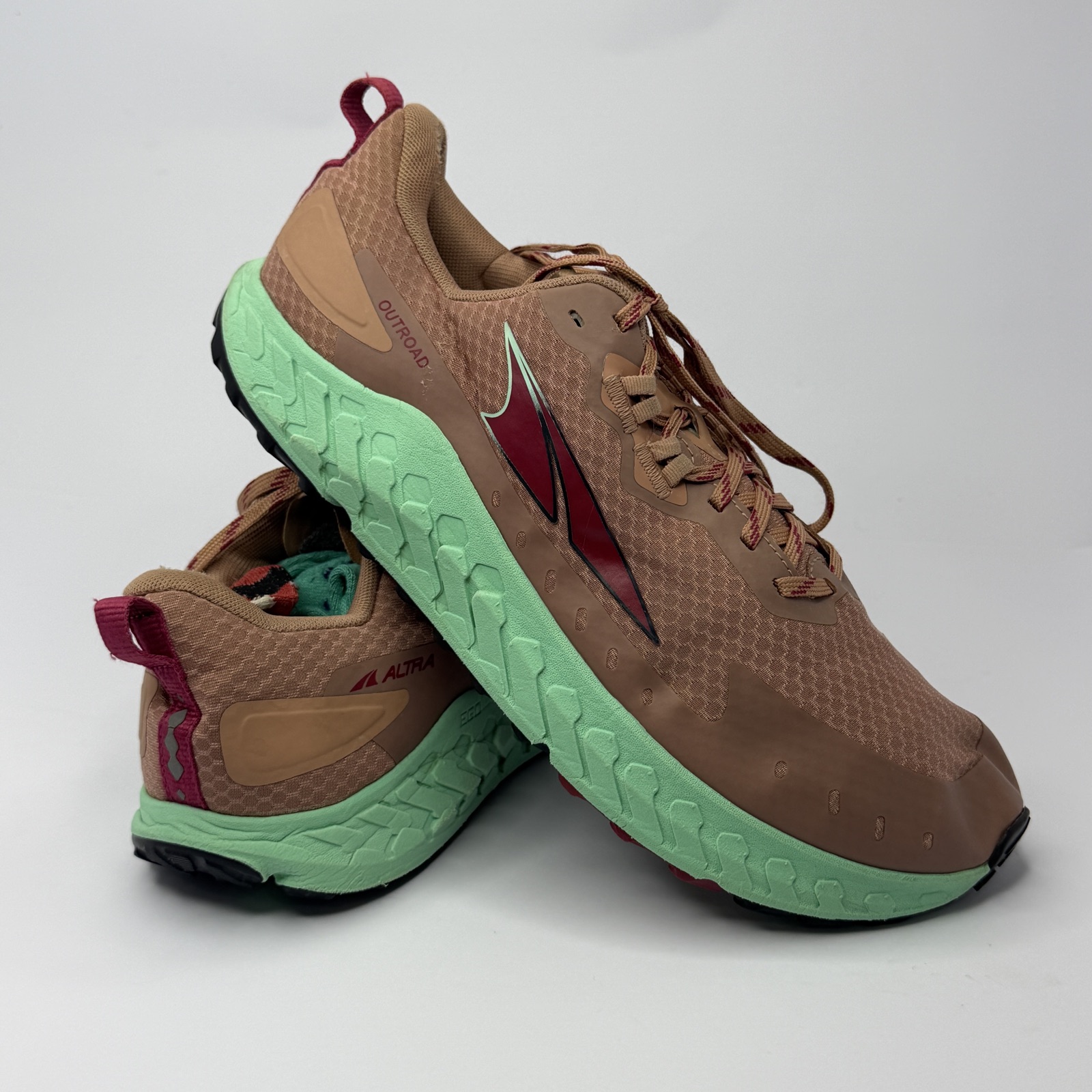 Brown / Mint Green