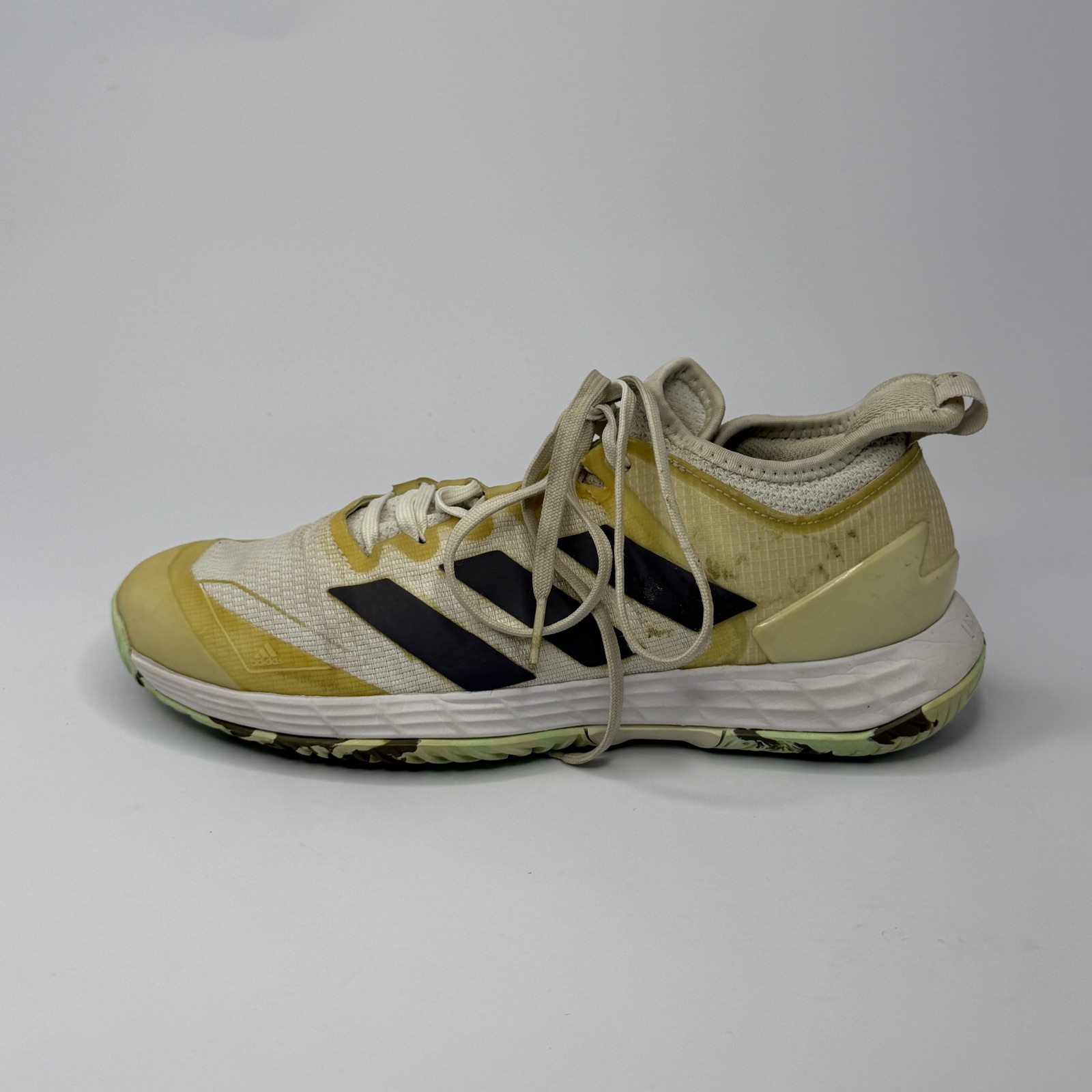 Adizero Ubersonic 4