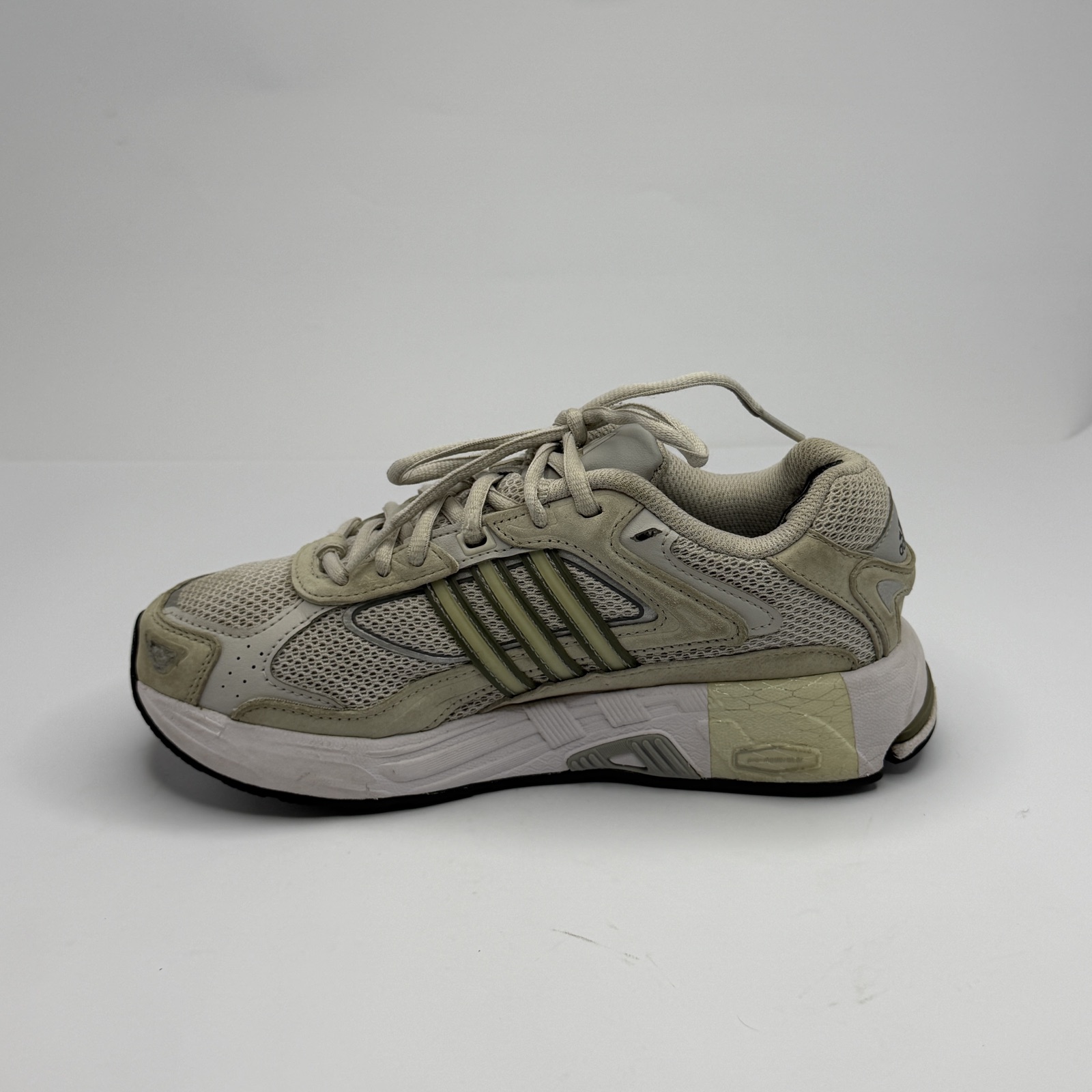 Adidas Response CL Beige / Wonder Taupe (With Olive Green / Khaki Str – used, Premium condition – size EU 37