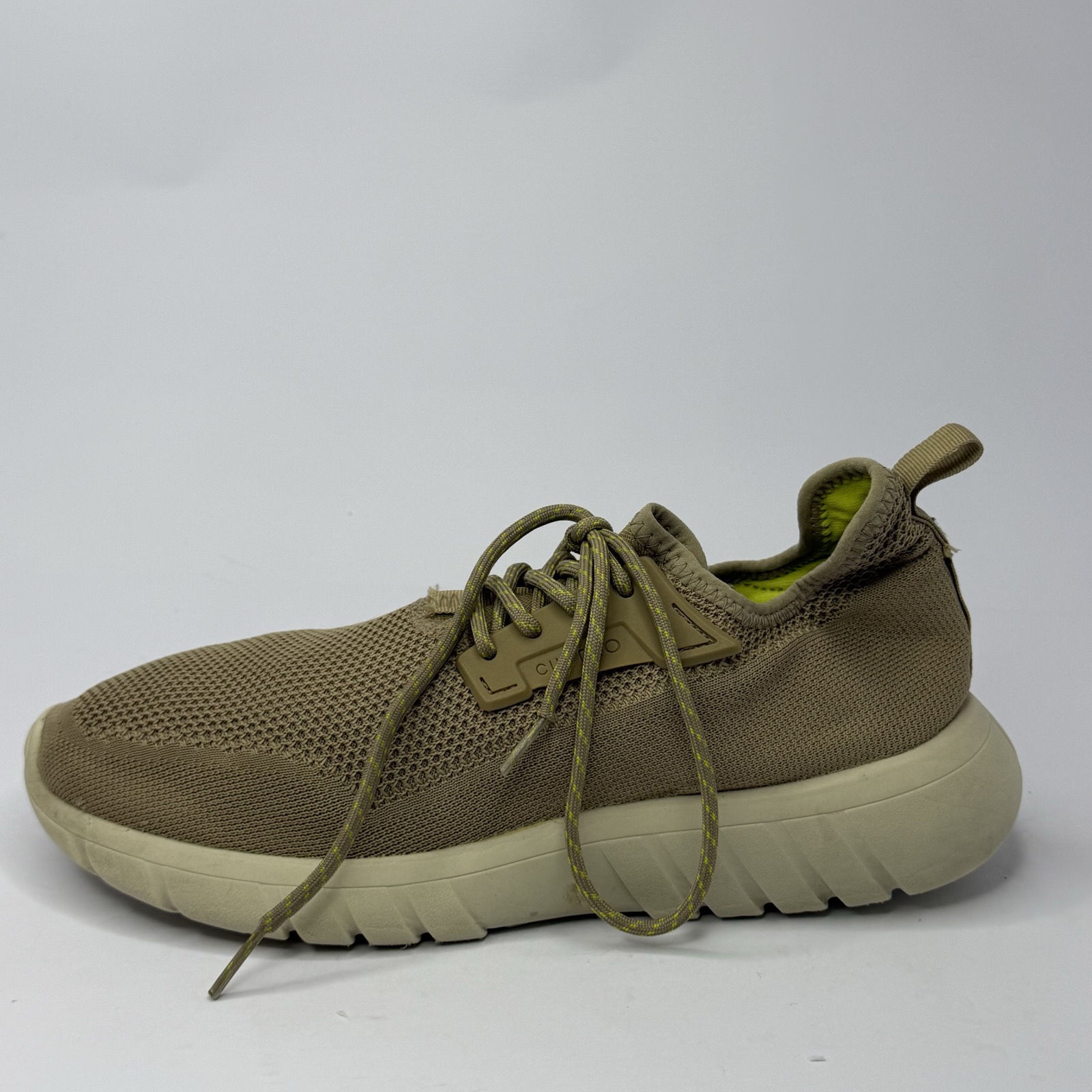 CU4TRO Sneakers