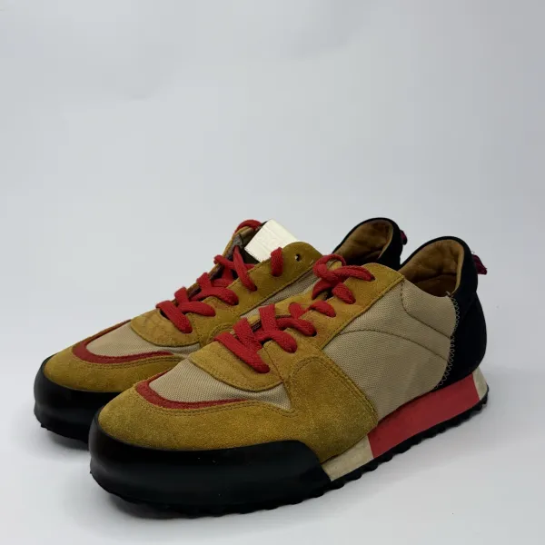 Closed sneakers  Yellow, Beige, Red, And Navy – used, Premium condition – size EU 41 – photo 3