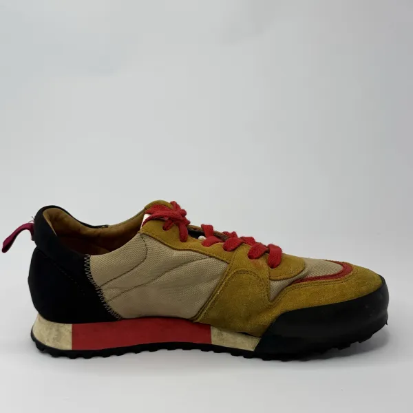 Closed sneakers  Yellow, Beige, Red, And Navy – used, Premium condition – size EU 41 – photo 2