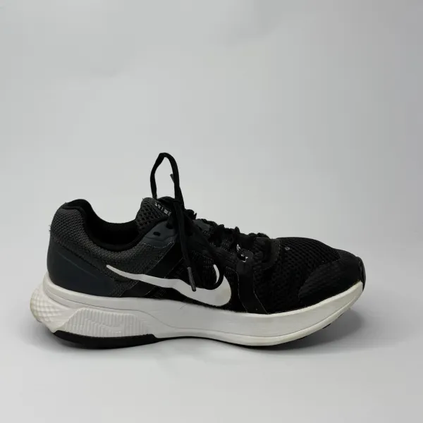 Nike Run Swift 2 Black – used, Premium condition – size EU 39 – photo 2
