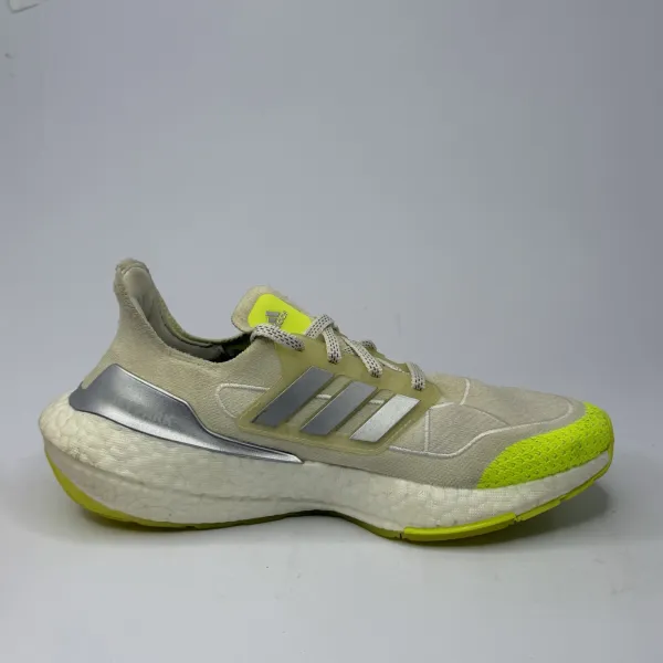 Adidas Ivy Park x Ultraboost Cream Synthetic Upper With Silver – used, Premium+ condition – size EU 40 – photo 3