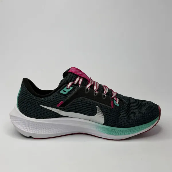 Nike Air Zoom Pegasus 40. Deep Jungle/Metallic Silver-Black- – used, Premium+ condition – size EU 41 – photo 2
