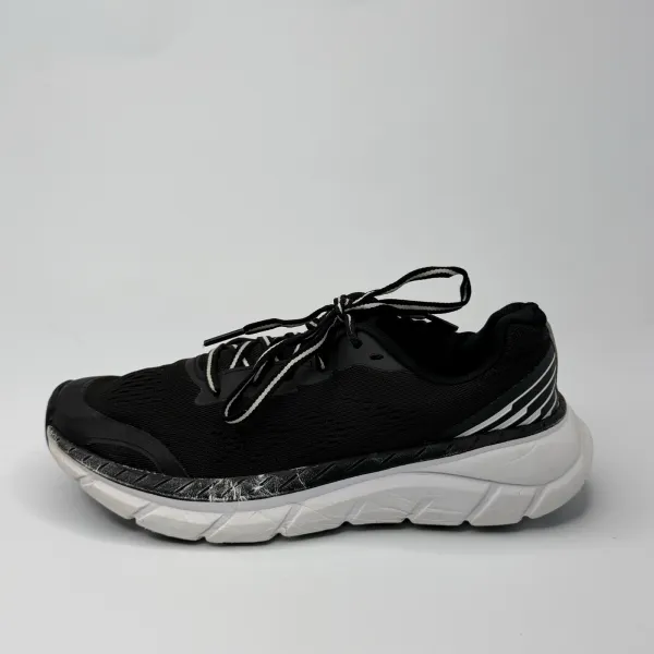 Avia Black and White – used, Good condition – size EU 39