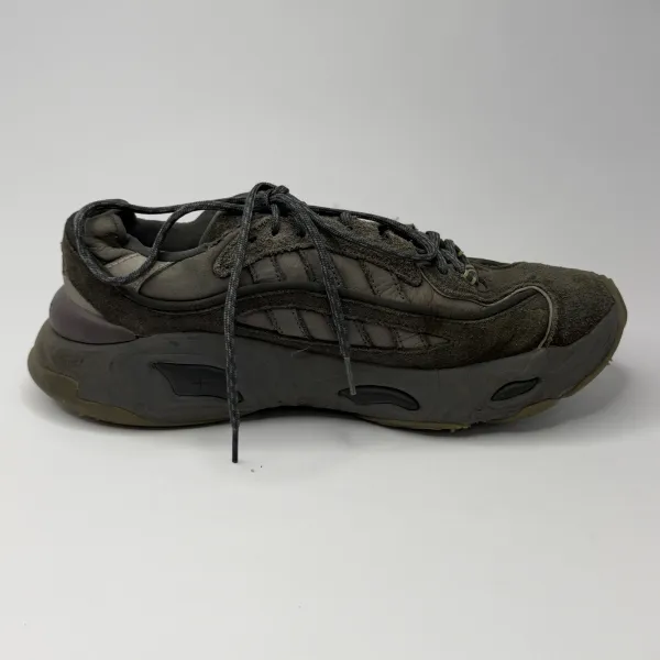 Adidas OZNOVA Triple Grey / Grey Six – used, Good condition – size EU 44 – photo 2