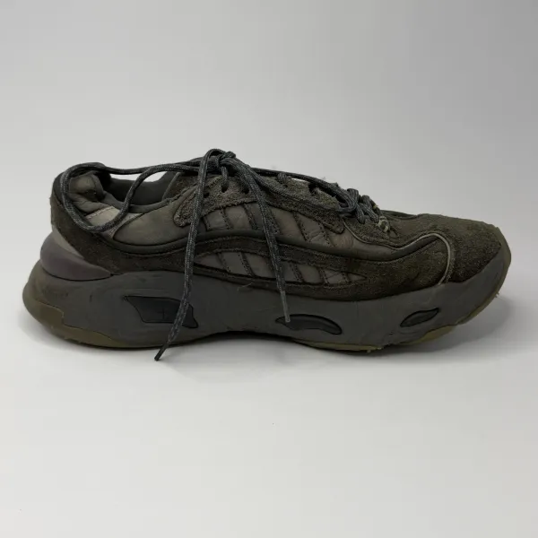 Adidas OZNOVA Triple Grey / Grey Six – used, Good condition – size EU 44 – photo 3