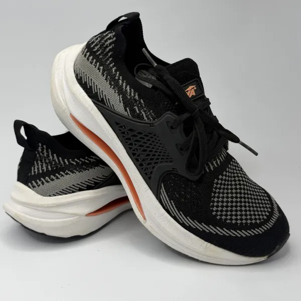 Avia Caged Knit Sneaker Black / White / Orange – used, Excellent condition – size EU 41.5 – photo 4