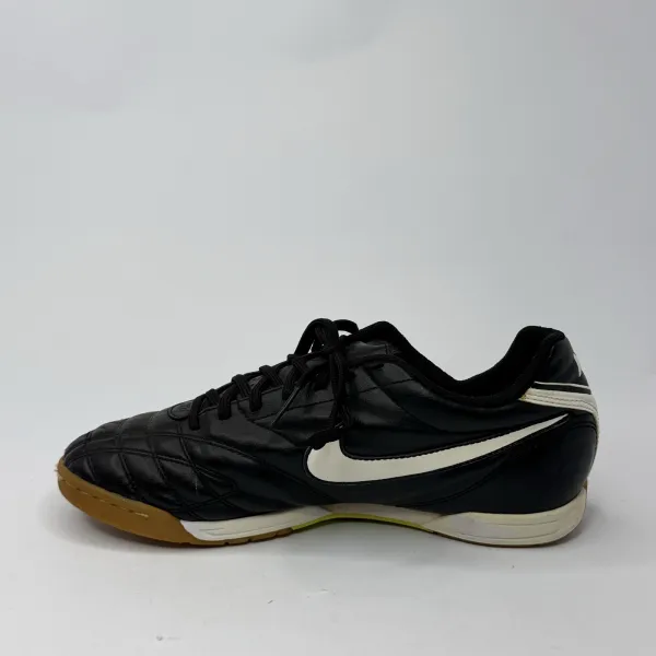 Nike Tiempo Natural Black/White – used, Premium+ condition – size EU 41
