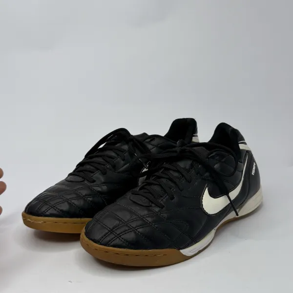 Nike Tiempo Natural Black/White – used, Premium+ condition – size EU 41 – photo 4