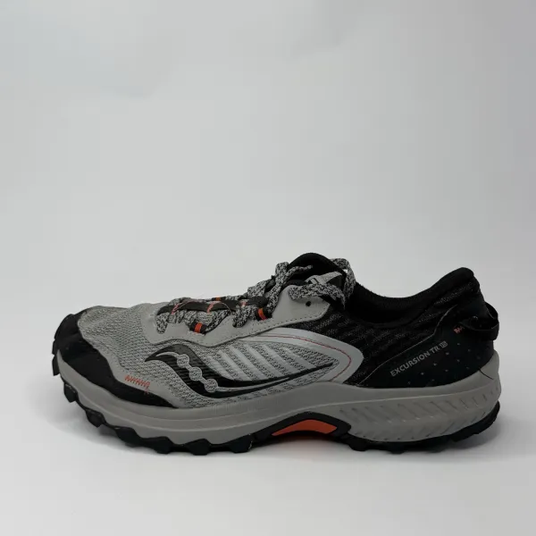 Saucony  Alloy Scarlet  Grey – used, Premium+ condition – size EU 42.5