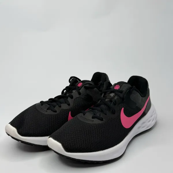 Nike Women's Revolution 6  Black – used, Premium+ condition – size EU 40 – photo 2
