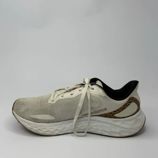 New Balance Fresh Foam Arishi v4  White/Tobacco With Leopard Accent – used, Premium condition – size EU 40.5