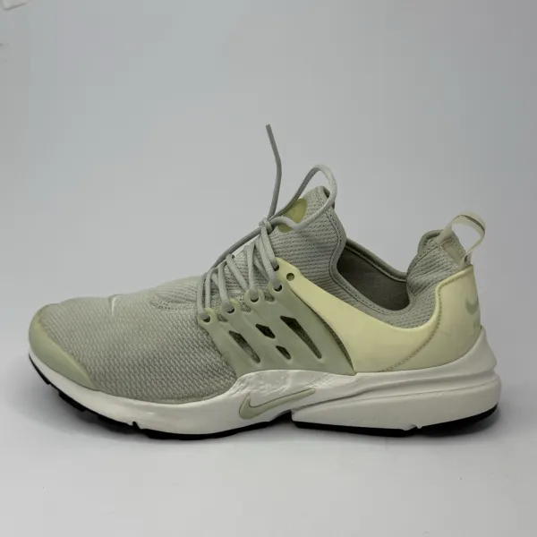Nike Air Presto Essential White/Pure Platinum – used, Premium+ condition – size EU 43 – photo 2