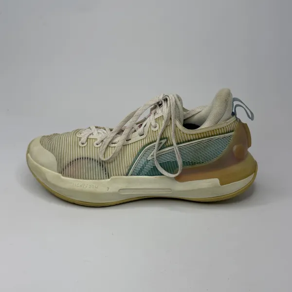 Li-Ning Gamma 2 White/Green – used, Excellent condition – size EU 41.5