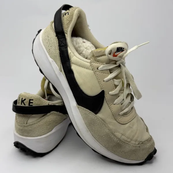 Nike Waffle Debut Sanddrift/White/Black – used, Excellent condition – size EU 41 – photo 3