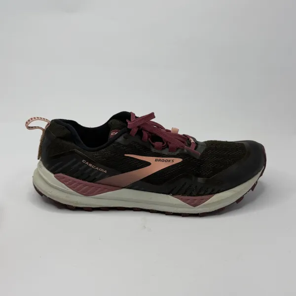 Brooks Cascadia 15 Black/Coral Cloud – used, Excellent condition – size EU 40